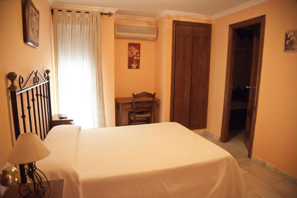 Single Room,1584677124:JPEG